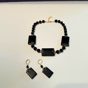 Vintage Onyx Slab & Faceted Bead Leverbk Earrings And Necklace Set